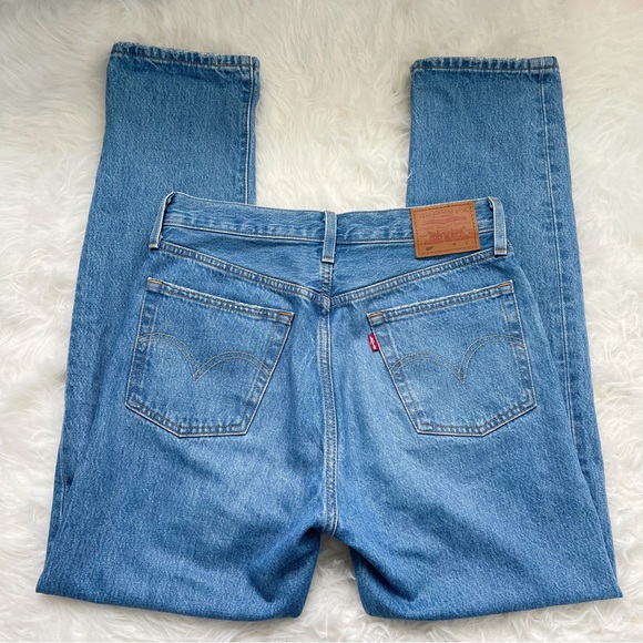 Levi’s Big E Premium High Waisted Distressed Jeans Size 27 - Picture 9 of 15